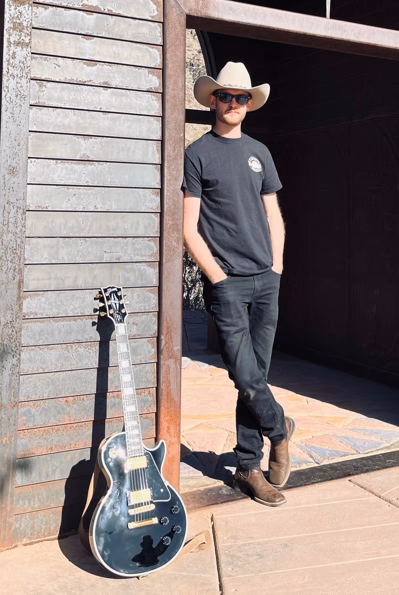 Chris Bennett, guest producer at Giant Juniper Studio